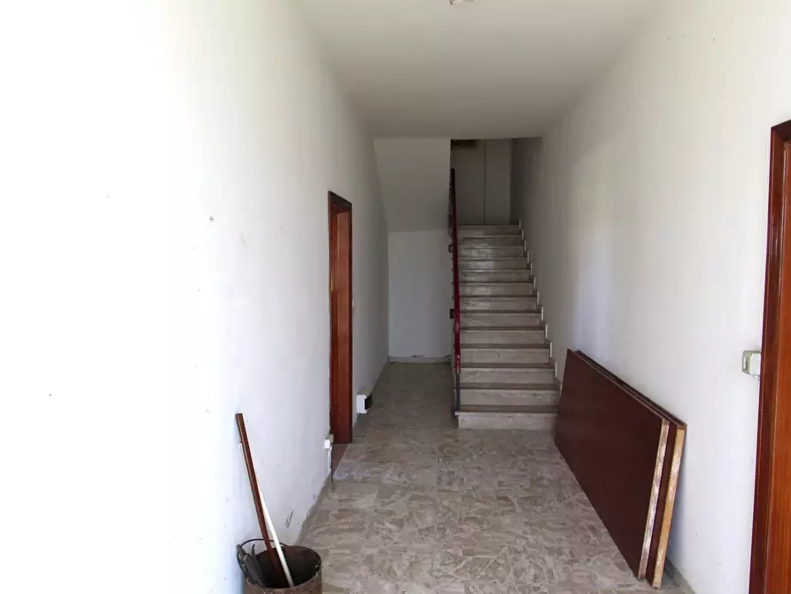 Immagine 26 di Porzione di casa in vendita  in Viale M. di Canossa a Valsamoggia