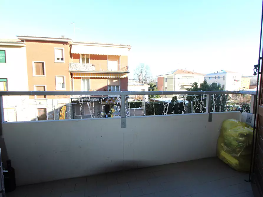 Immagine 4 di Appartamento in vendita  in Via A. Zanasi a Valsamoggia