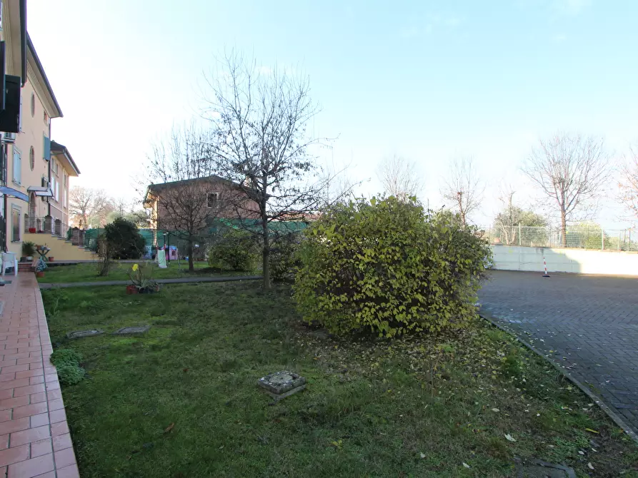 Immagine 27 di Appartamento in vendita  in via montebudello a Valsamoggia