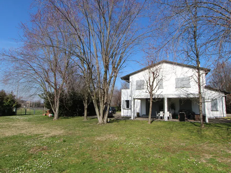 Immagine 56 di Villa in vendita  in SP76 17 a Valsamoggia