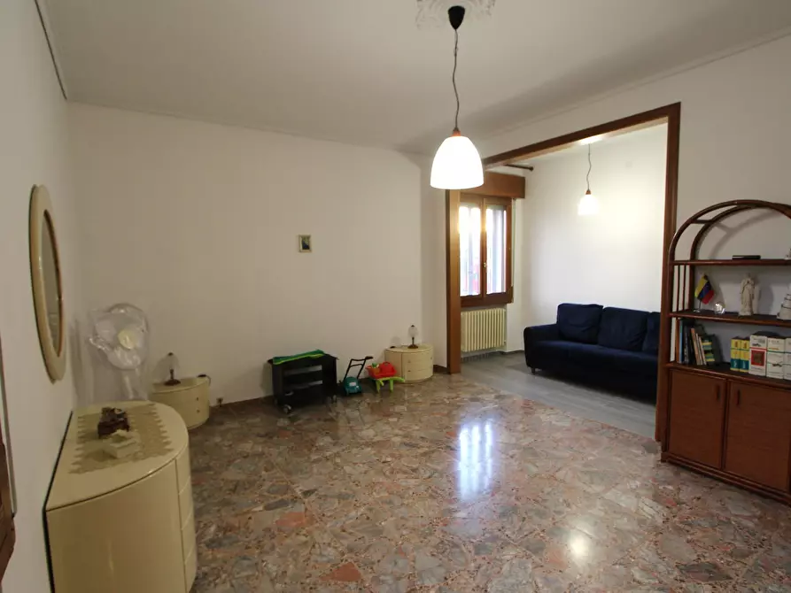 Immagine 6 di Casa indipendente in vendita  in Via Tombetto 18-22 a Valsamoggia