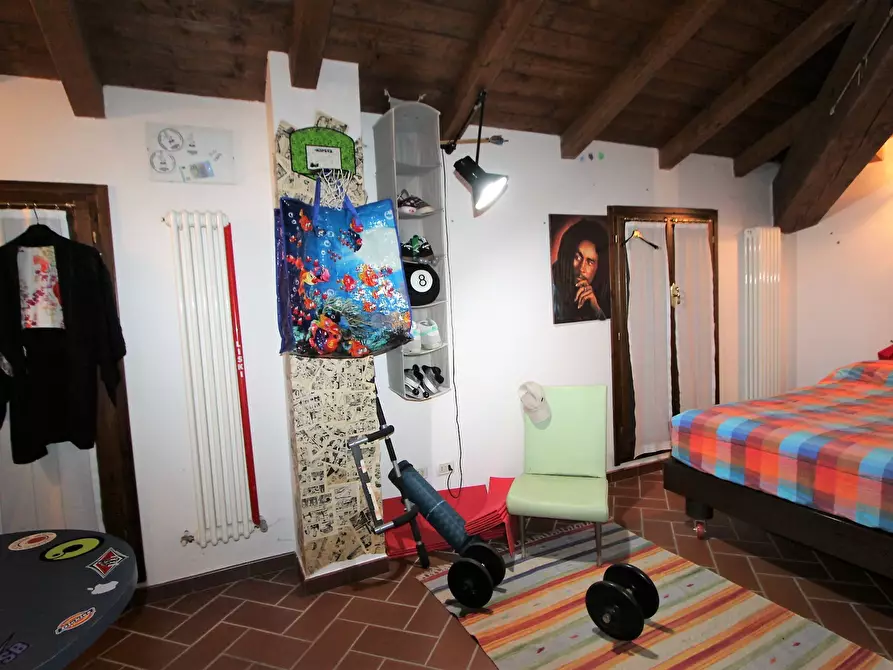 Immagine 34 di Porzione di casa in vendita  in Via Marco Biagi a Valsamoggia