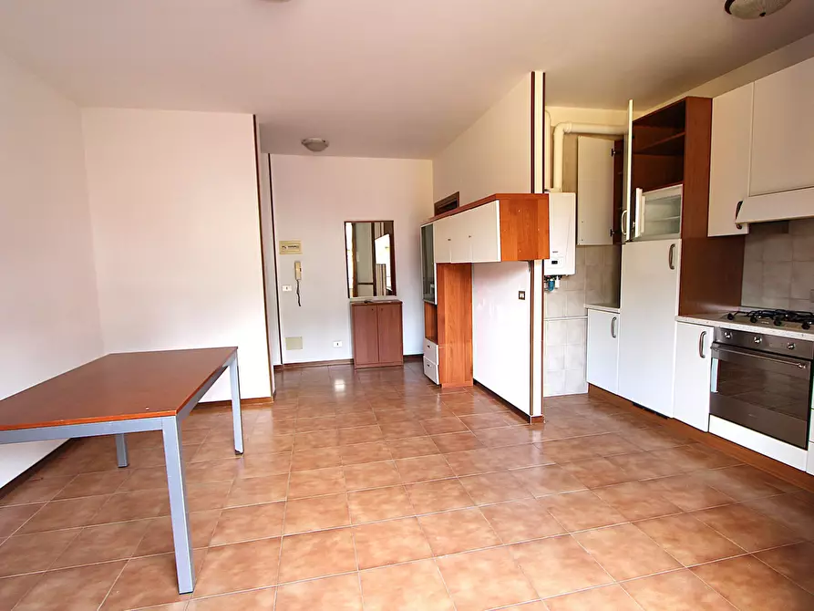 Immagine 3 di Appartamento in vendita  in Via A. Zanasi a Valsamoggia