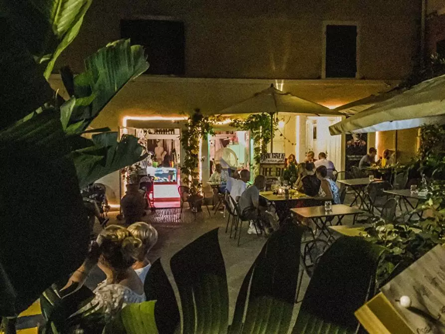 Immagine 10 di Bar / Ristorante in vendita  in via dei lavoratori 21 a Rosignano Marittimo