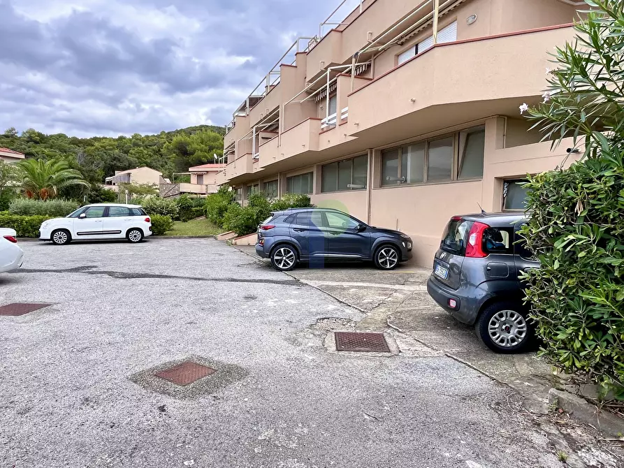 Immagine 7 di Appartamento in vendita  in Via Aurelia 820 a Rosignano Marittimo