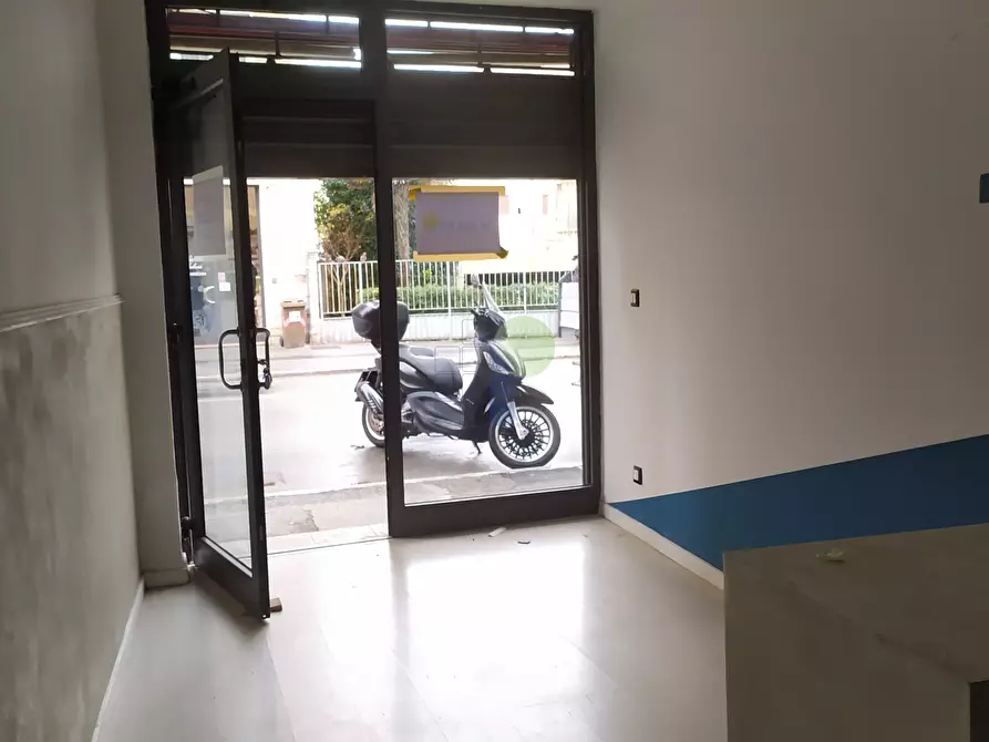 Immagine 3 di Capannone industriale in affitto  in Viale della Libertà 6 a Livorno