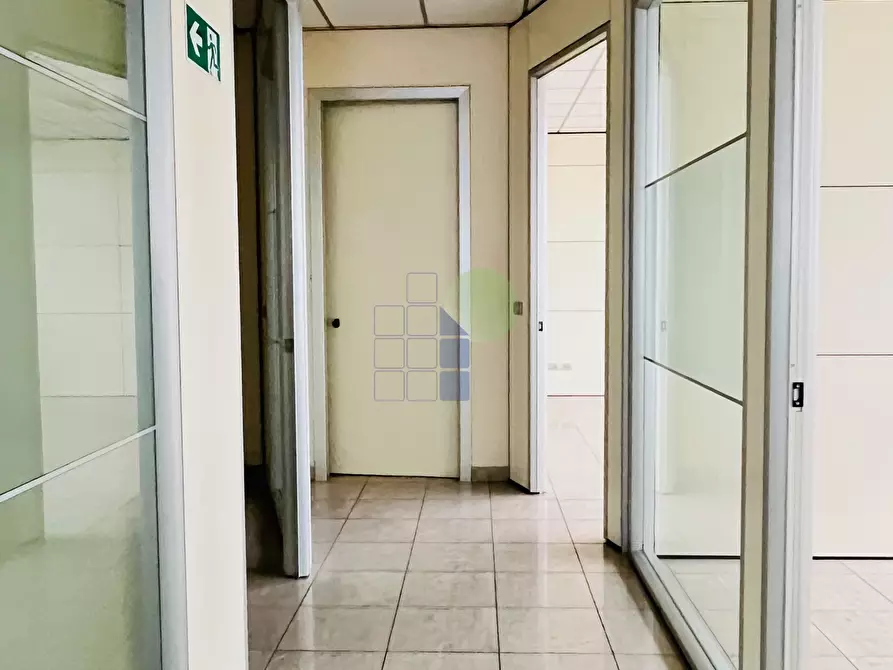 Immagine 18 di Attività artigianale in affitto  in Via Dell'Artigianato 43 a Livorno