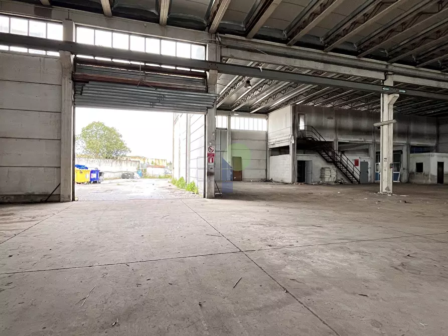 Immagine 6 di Capannone industriale in vendita  in Via dell'Artigianato 82 a Livorno