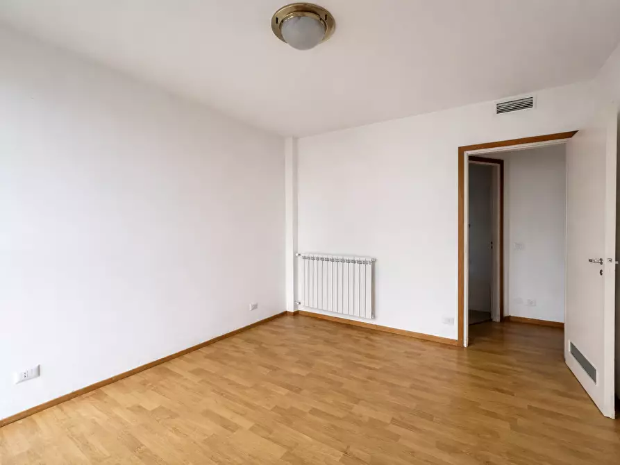 Immagine 13 di Trilocale in affitto  in Via Cristoforo Colombo 1 a Dormelletto