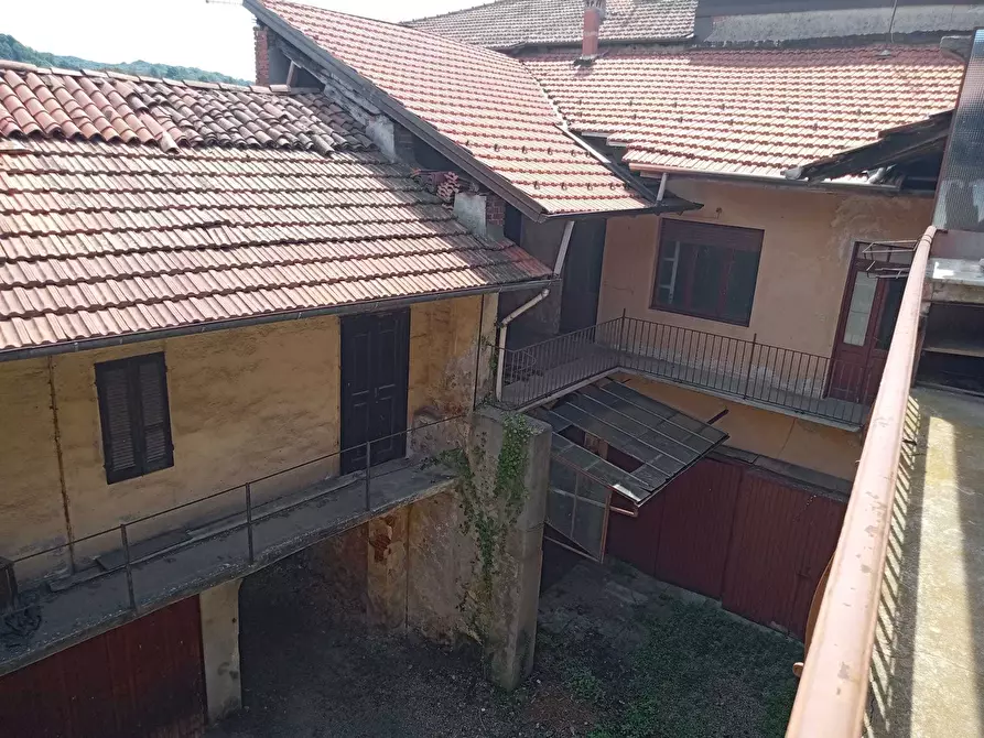 Immagine 12 di Rustico / casale in vendita  in Via Dante 99 a Gozzano