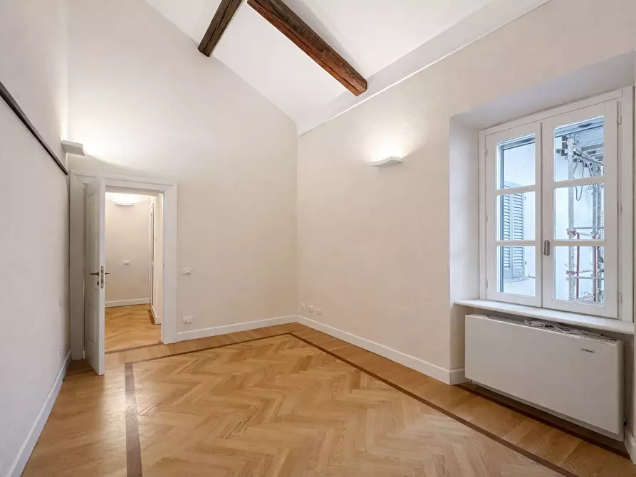 Immagine 13 di Quadrilocale in affitto  in Via San Carlo 1 a Arona