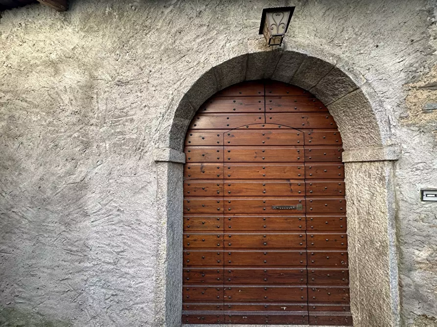 Immagine 17 di Rustico / casale in vendita  in Via Nazionale 1 a Colazza