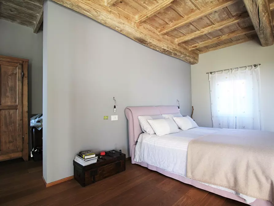 Immagine 19 di Rustico / casale in vendita  in Via Lanca 1 a Oleggio