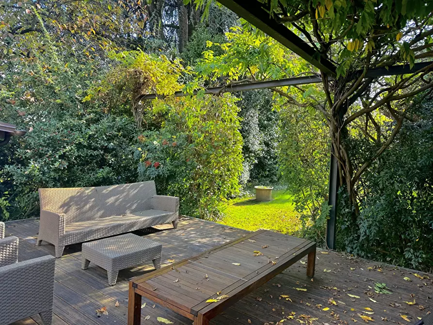 Immagine 22 di Trilocale in affitto  in Via XX Settembre 1 a Arona