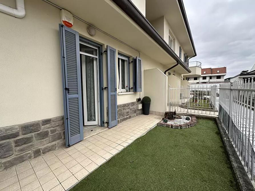 Immagine 30 di Trilocale in vendita  in Via G. Verdi 1 a Borgomanero