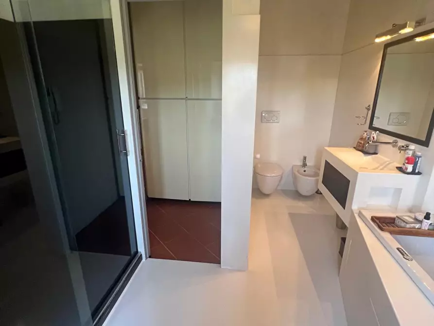 Immagine 42 di Porzione di casa in vendita  in Via di Vingone a Scandicci