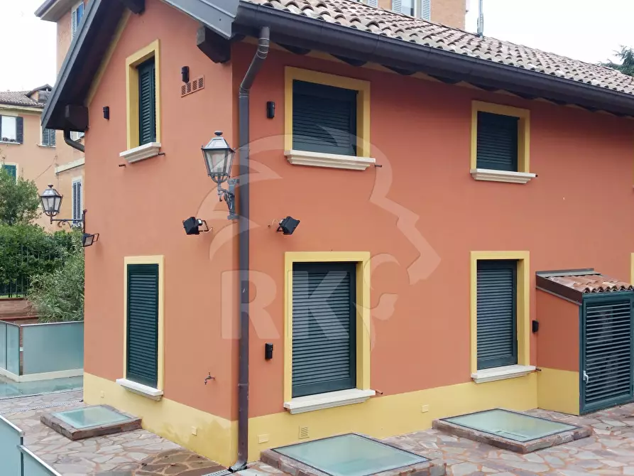 Immagine 10 di Villa in vendita  in Via Dotti 16 a Bologna
