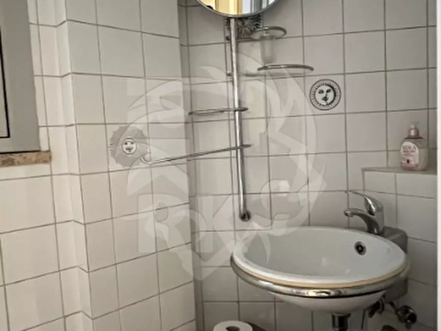 Immagine 10 di Bilocale in affitto  in Via Mascarella 9 a Bologna