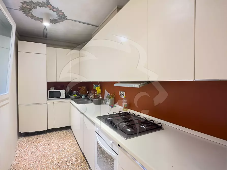 Immagine 36 di Villa in vendita  in Via Dotti 16 a Bologna