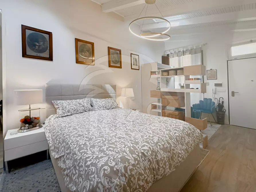 Immagine 12 di Monolocale in vendita  in Via Senzanome 9 a Bologna