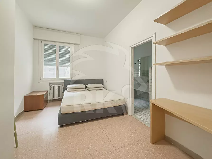 Immagine 1 di Stanza singola in affitto  in Via Guglielmo Marconi 45 a Bologna