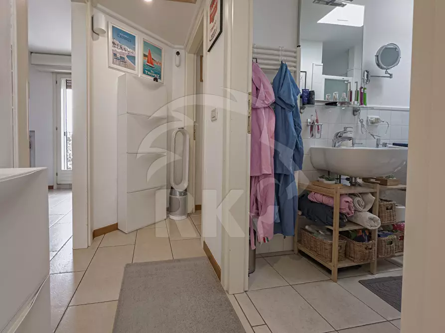 Immagine 20 di Quadrilocale in affitto  in via dell'indipendenza 54 a Bologna