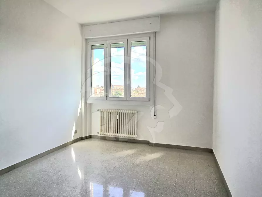 Immagine 14 di Quadrilocale in affitto  a Bologna