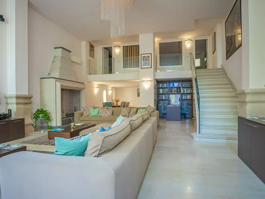 Immagine 66 di Villa in vendita  in Salita Giafari 25 a Taormina