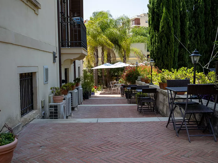 Immagine 22 di Villa in vendita  in Via pola 2 a Noto