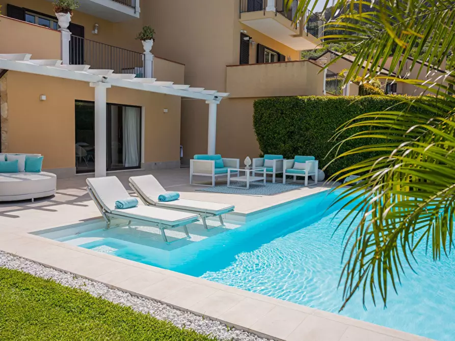 Immagine 48 di Villa in vendita  in Contrada Mastrissa 1000 a Taormina