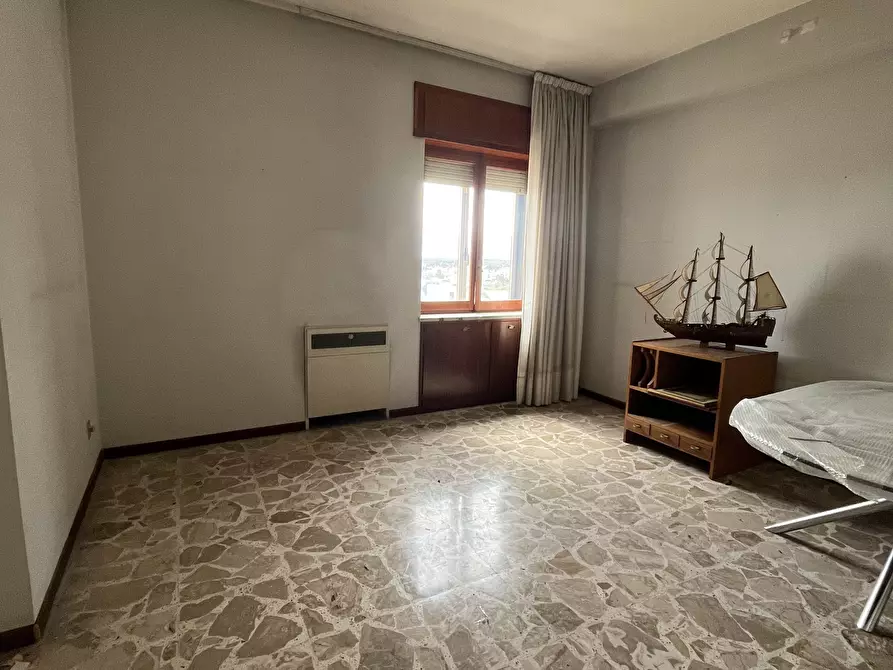 Immagine 13 di Appartamento in vendita  in Via Adda 9 a Siracusa