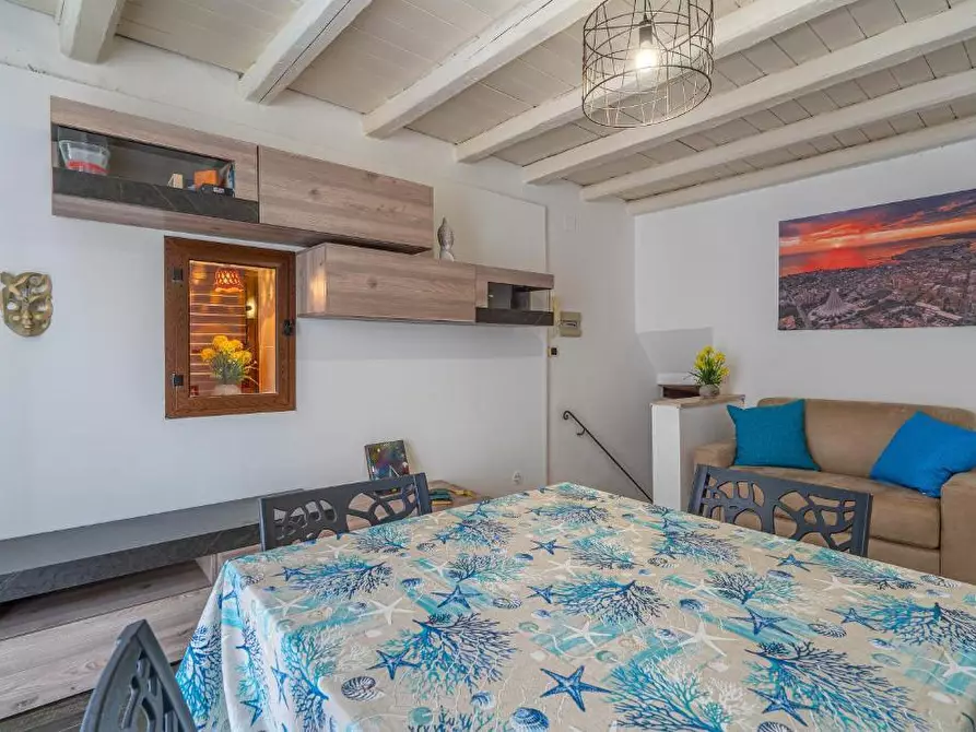 Immagine 15 di Appartamento in vendita  in Via delle Grazie a Siracusa