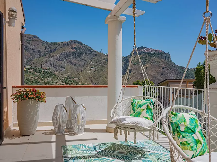 Immagine 19 di Appartamento in vendita  in Contrada Mastrissa 1000 a Taormina