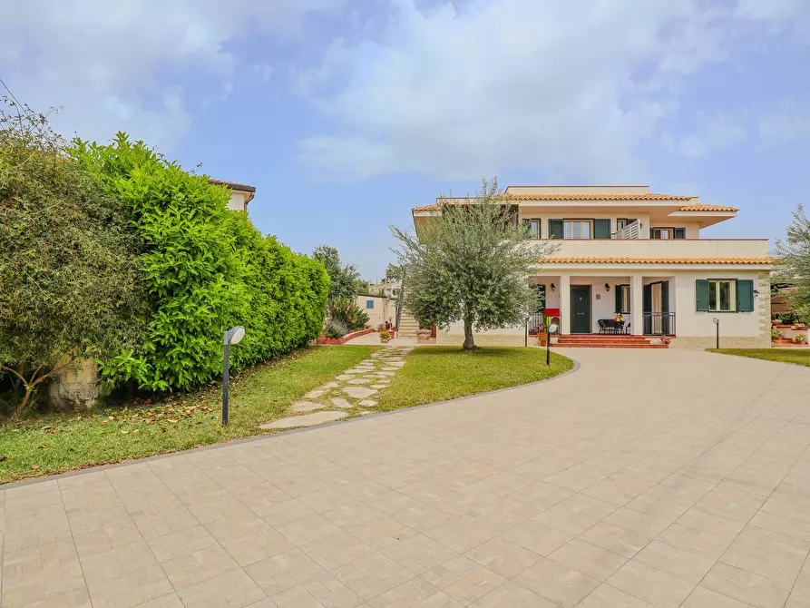 Immagine 23 di Villa in vendita  in lido di noto a Noto