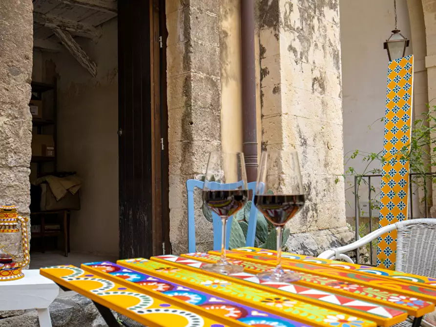 Immagine 3 di Appartamento in vendita  in Via Camillo Benso Conte di Cavour 48 a Noto