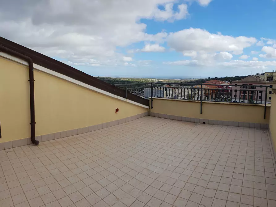 Immagine 2 di Appartamento in vendita  in Via Vittorio Emanuele III 581 a Canicattini Bagni