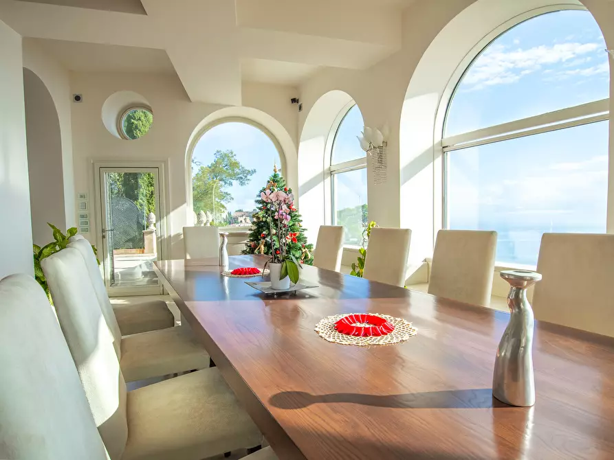 Immagine 18 di Villa in vendita  in Salita Giafari 25 a Taormina