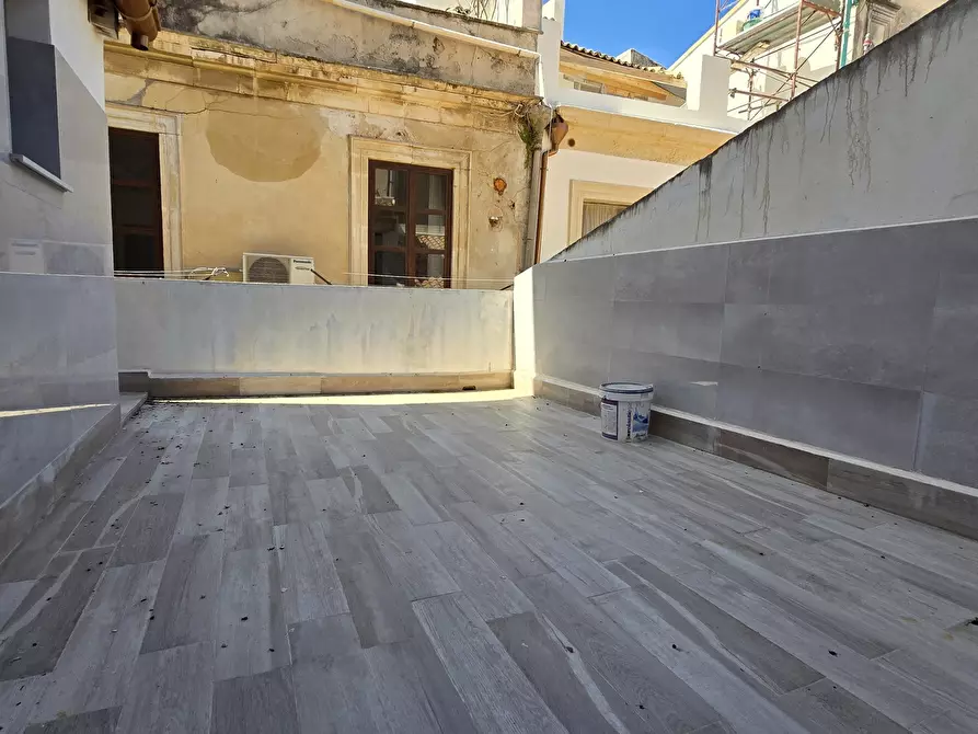 Immagine 49 di Terratetto in vendita  in Piazza Archimede 11 a Siracusa