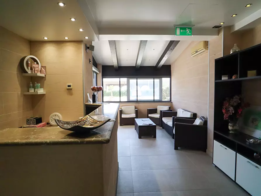 Immagine 28 di Albergo/B&B/Residence in vendita  in Via Nazionale 203 a Taormina