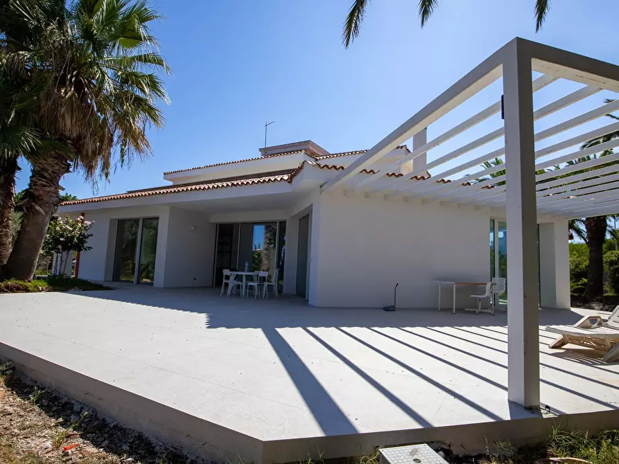 Immagine 9 di Villa in vendita  in Via La Maddalena 35 a Siracusa