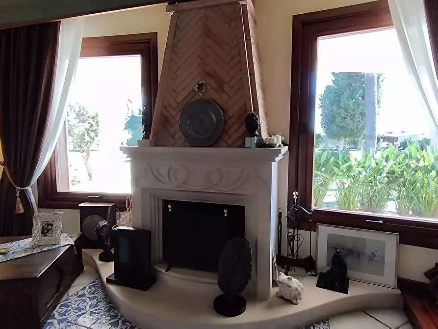 Immagine 46 di Villa in vendita  in Strada Tremmilia 143 a Siracusa