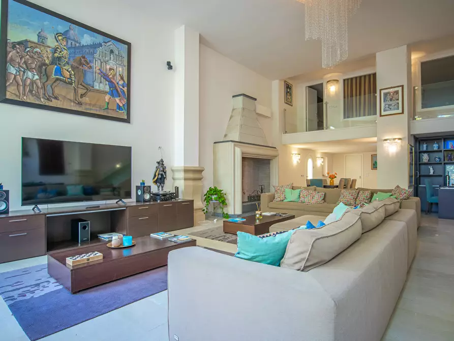 Immagine 62 di Villa in vendita  in Salita Giafari 25 a Taormina