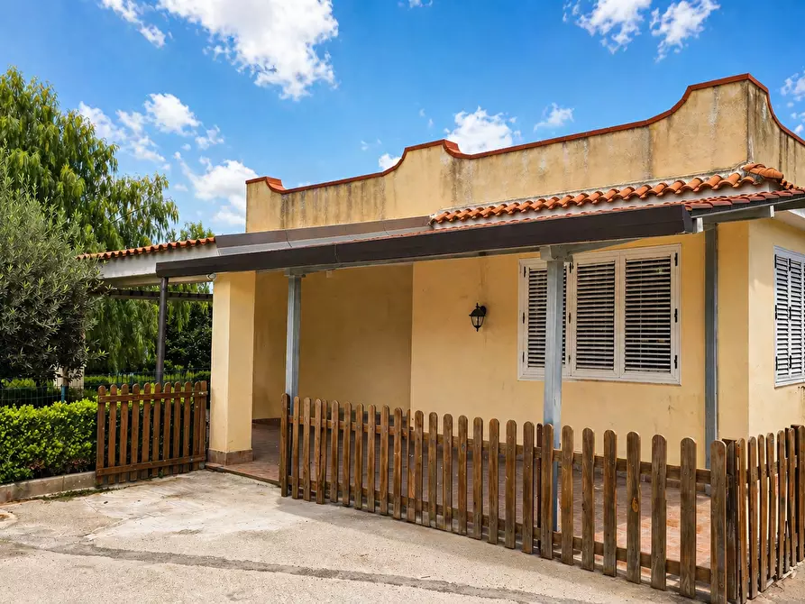 Immagine 28 di Villa in vendita  in Via Lago di Como a Siracusa