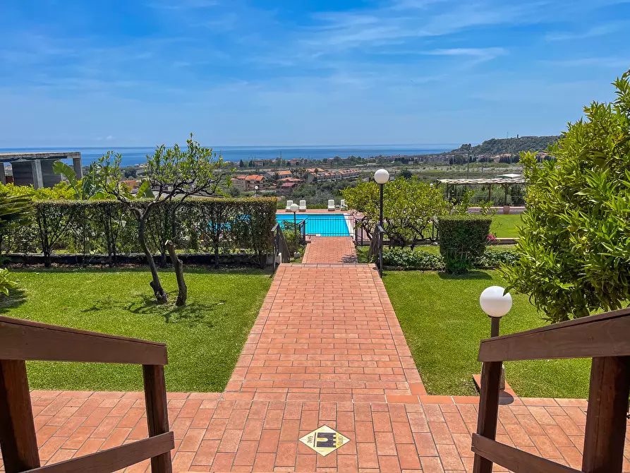 Immagine 49 di Albergo/B&B/Residence in vendita  in Via Panoramica Maria Teresa d'Austria 58 a Taormina