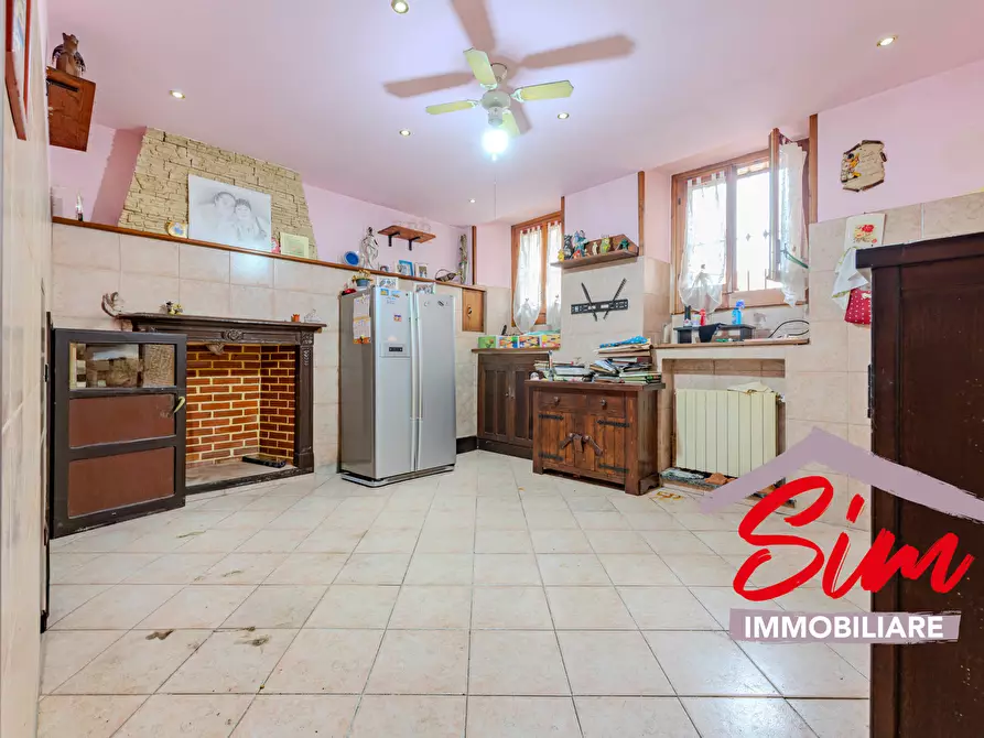 Immagine 7 di Casa semindipendente in vendita  in Via Martiri snc a Cavaglio D'agogna