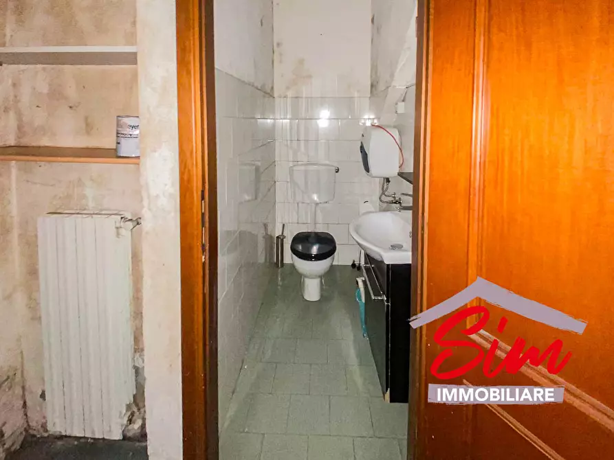 Immagine 8 di Locale commerciale in affitto  in c.so Italia snc a Novara