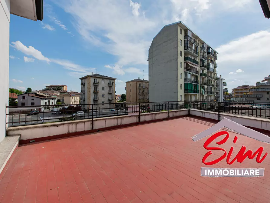 Immagine 9 di Pentalocale in vendita  in Via Agogna sn a Novara