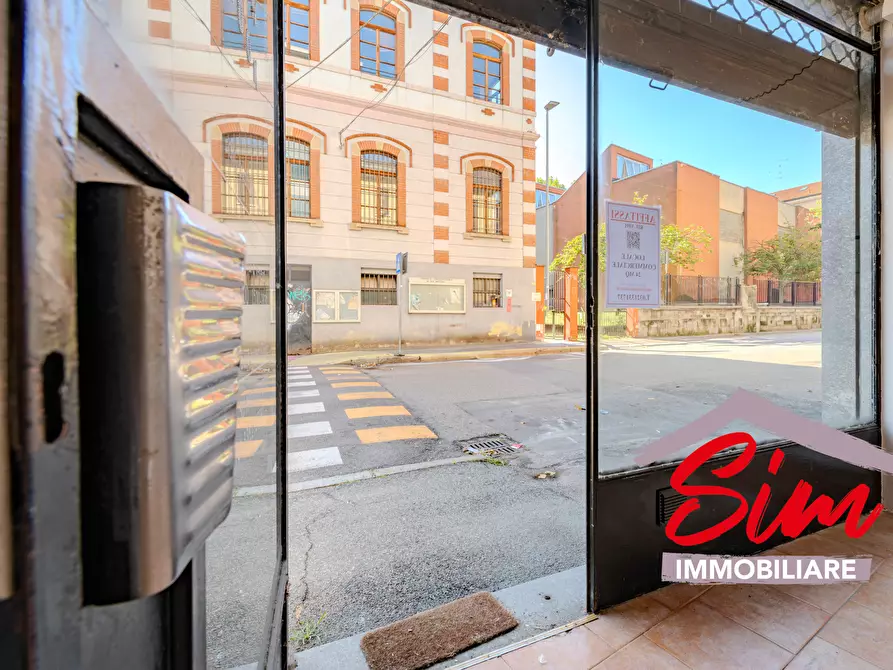 Immagine 9 di Locale commerciale in affitto  in via perazzi snc a Novara