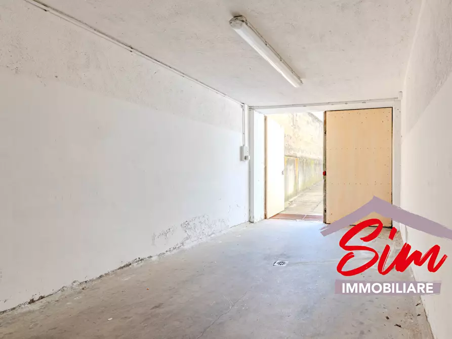 Immagine 15 di Magazzino in vendita  in VIA DON GIOVANNI GNIFETTI SNC a Novara