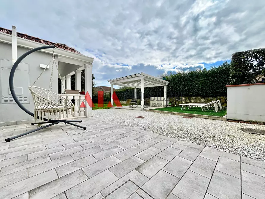 Immagine 5 di Casa indipendente in vendita  in Via Sarzanese Valdera a Buti